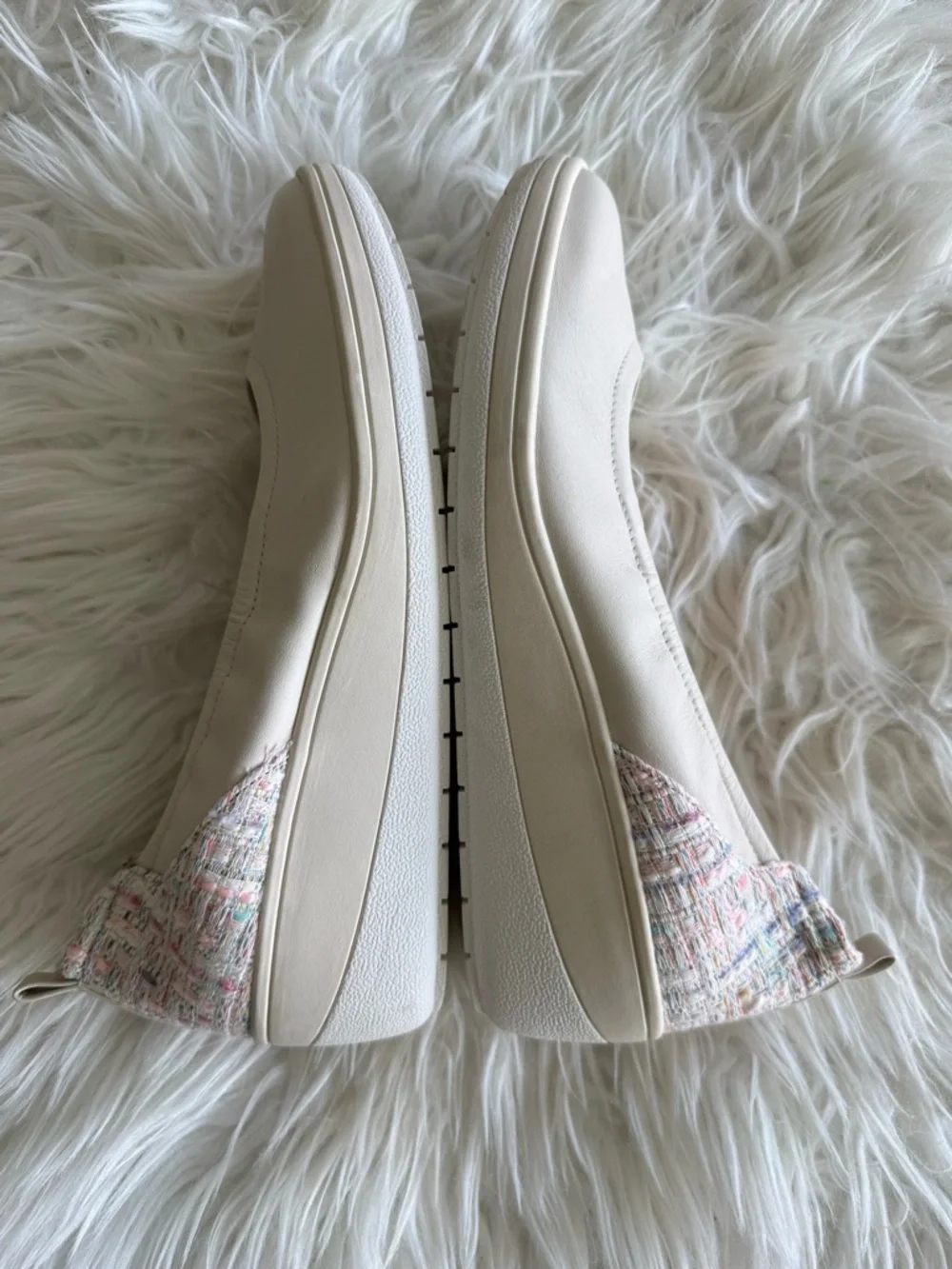 Vionic Jacey Pastel Tweed Wedges